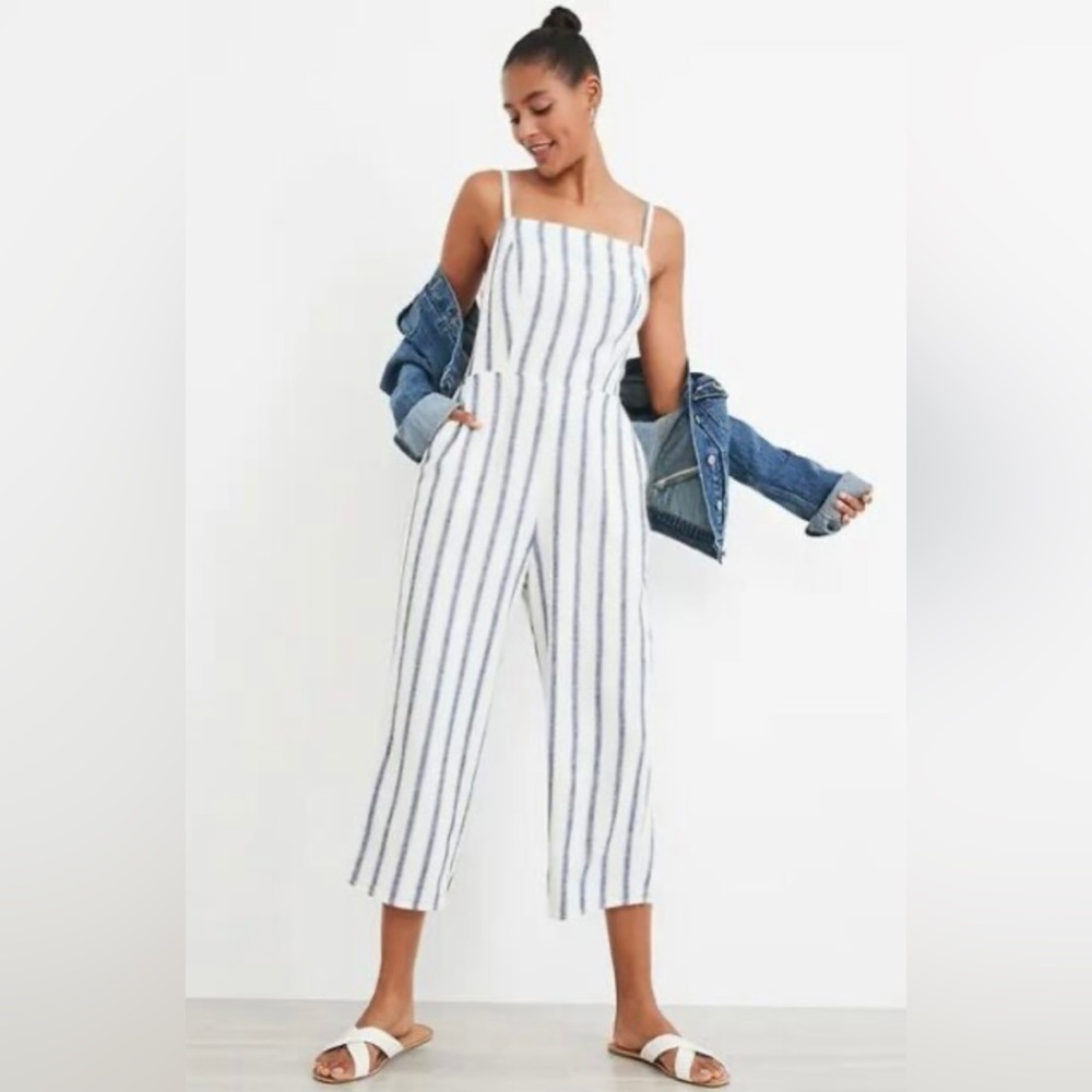 NWOT - Old Navy Women’s Strap Sleeve Jumpsuit - Picture 1 of 8